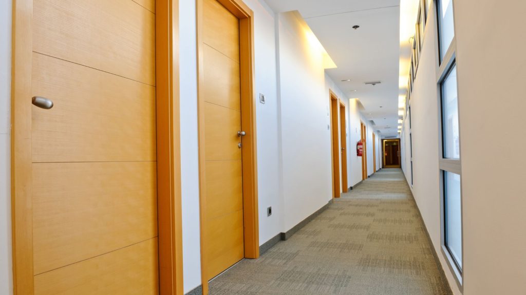 VRV 空調是什麼？和分離式、多聯式差在哪？費用與回本分析一次看懂